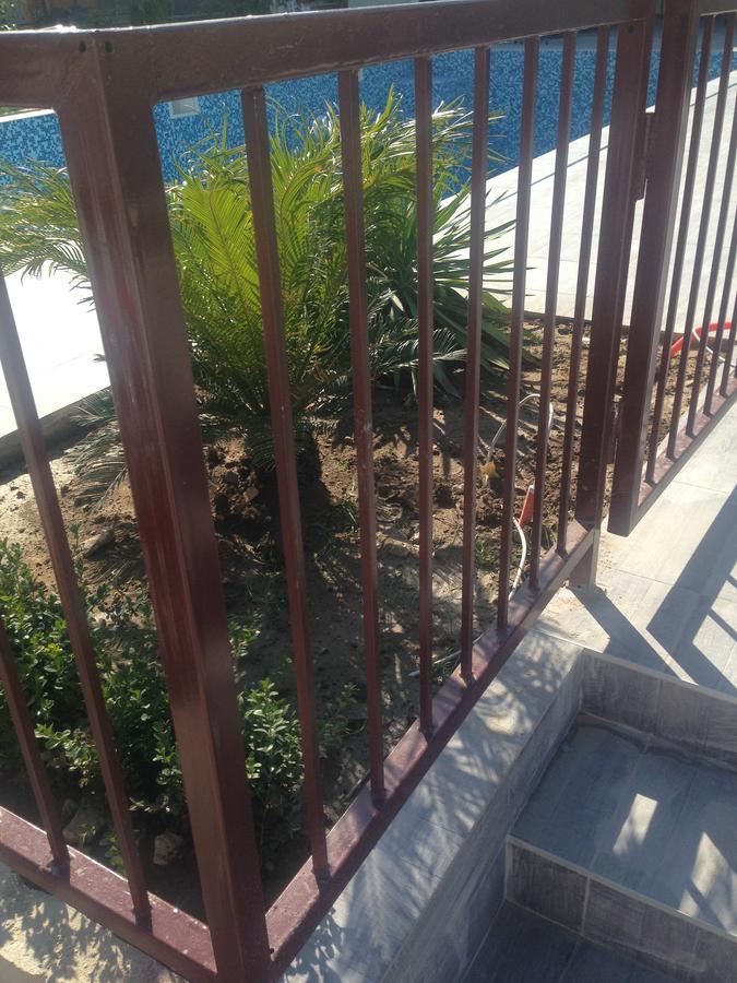 Chill Out Beach Apartments Trogir Exterior photo