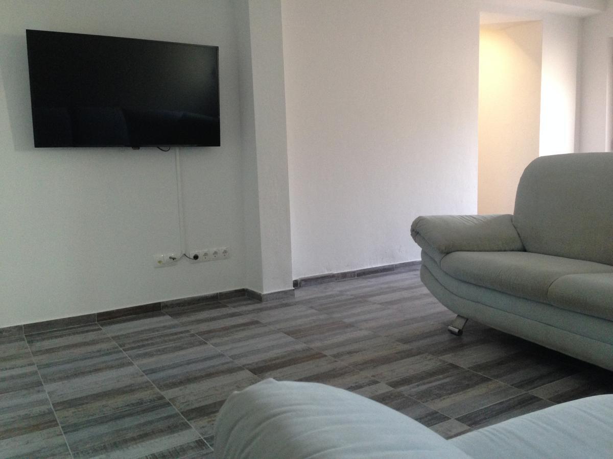 Chill Out Beach Apartments Trogir Exterior photo