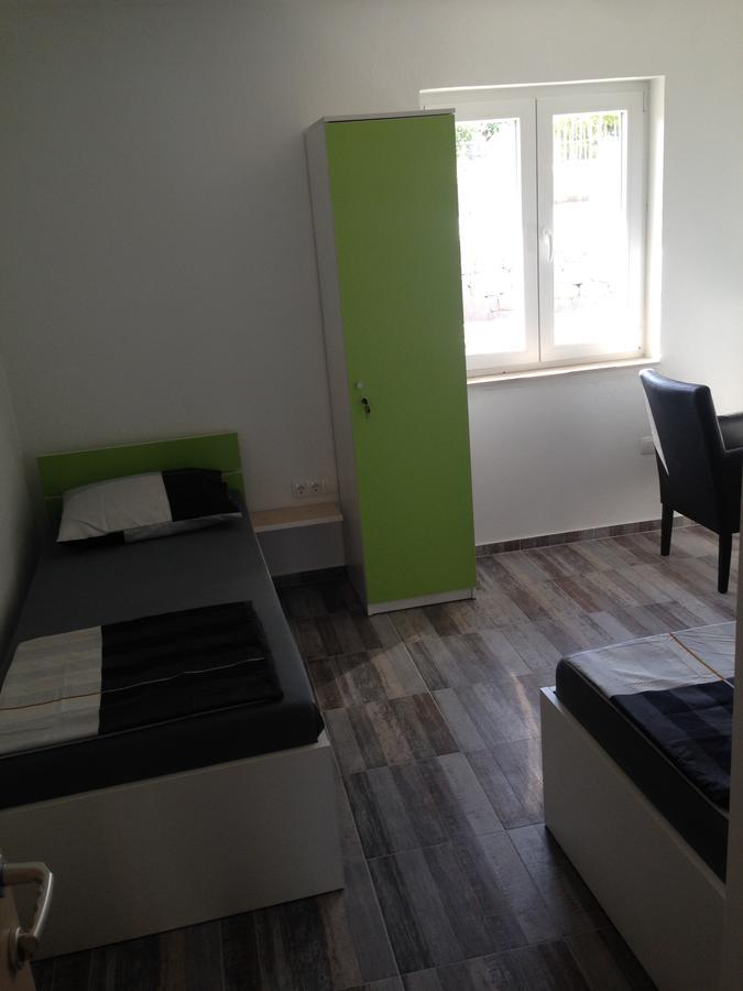 Chill Out Beach Apartments Trogir Exterior photo