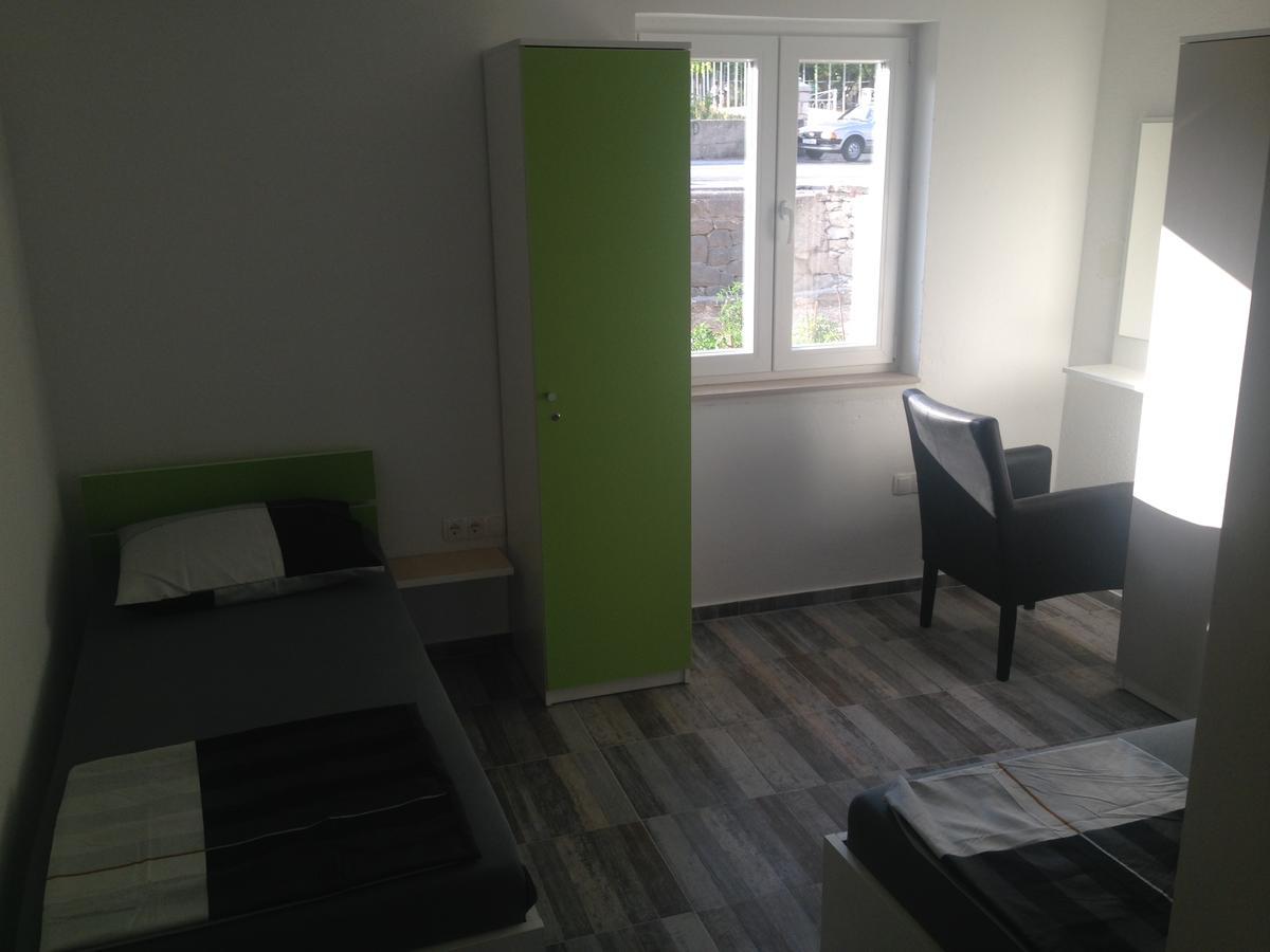 Chill Out Beach Apartments Trogir Exterior photo